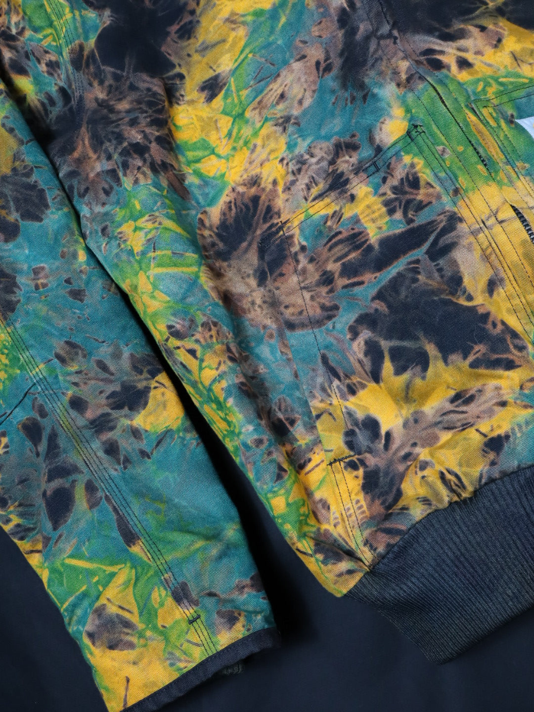 Jungle-Flauge Carhartt Jacket