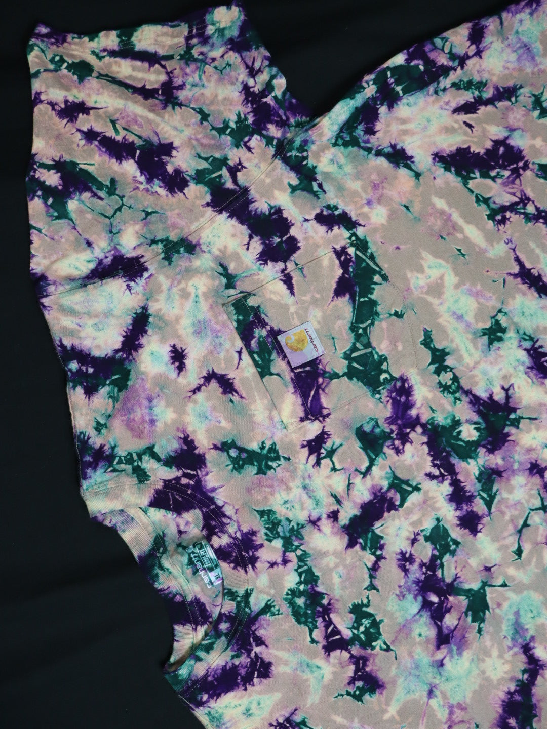 Hunter Violet Crackle Carhartt Pocket T